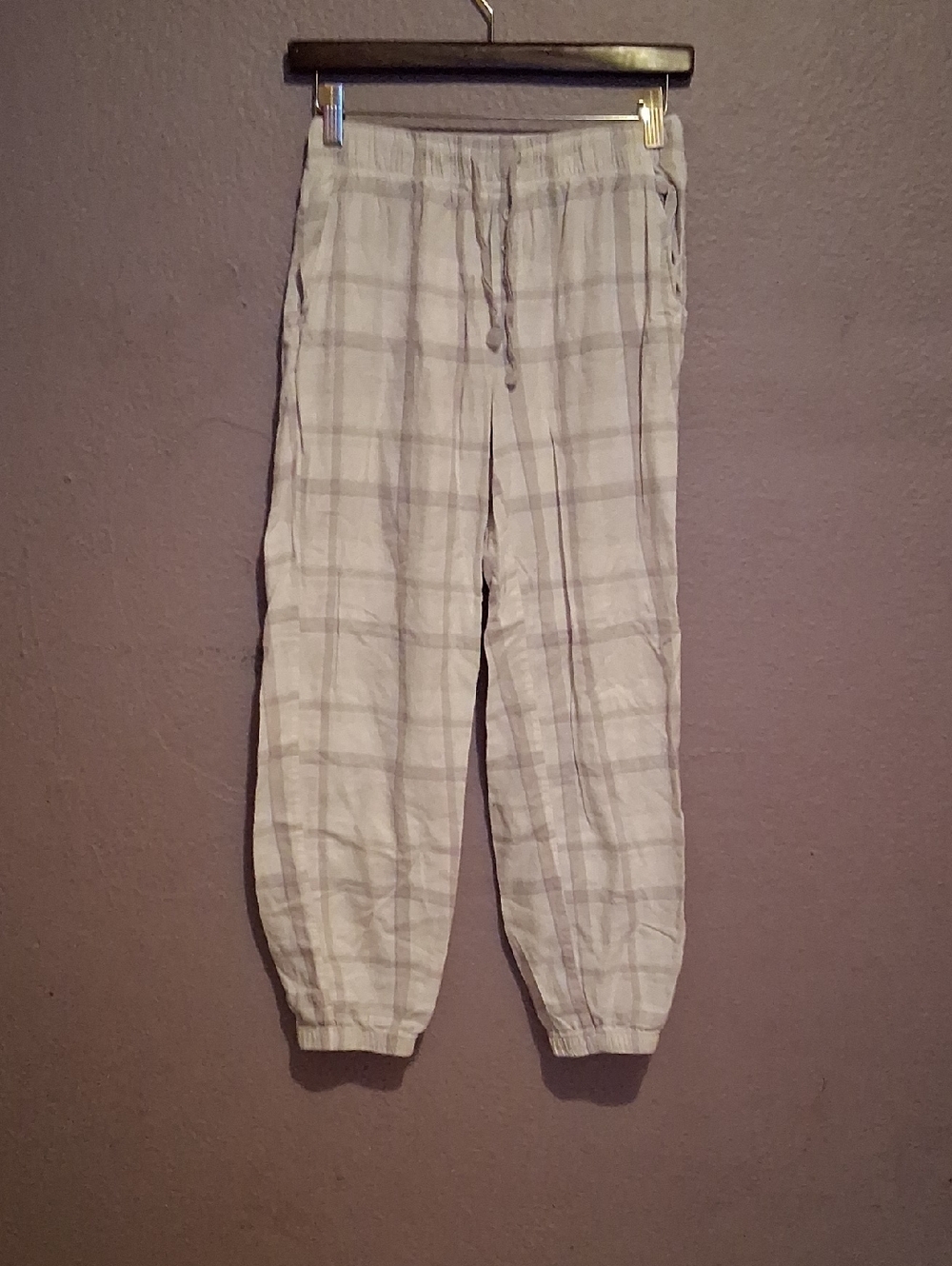 stars above Gray Plaid Drawstring Jogger Pants